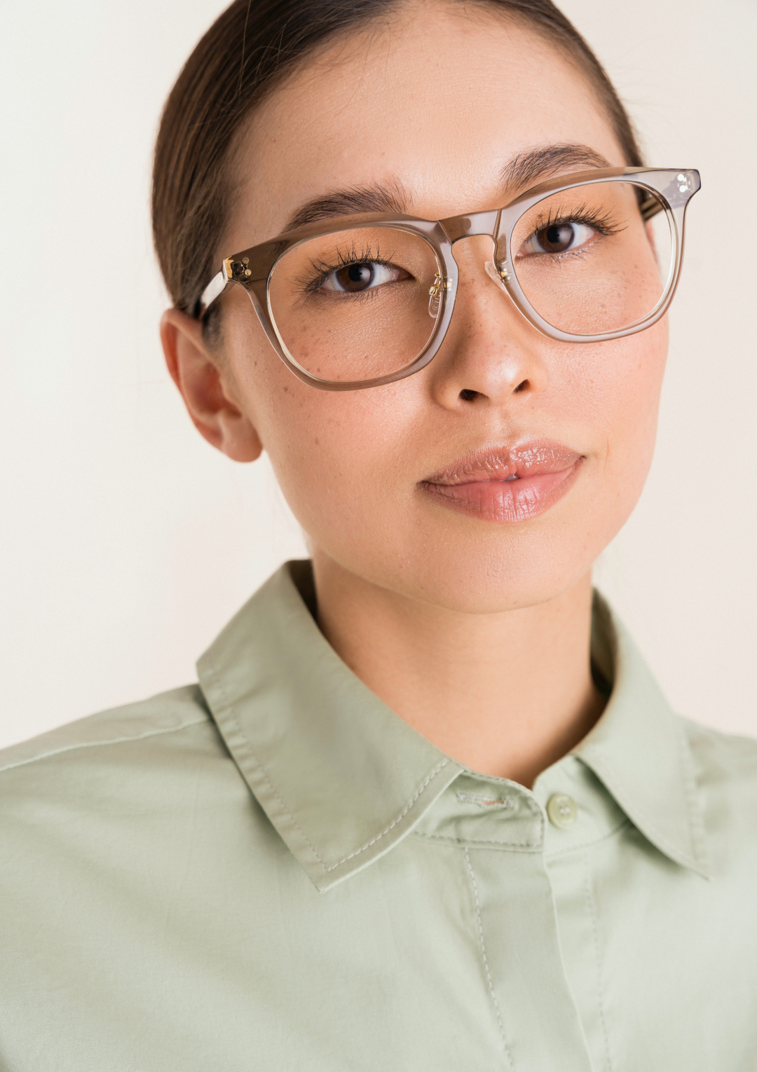 Mensa Taupe Low Bridge Fit Glasses I COVRY display picture 1