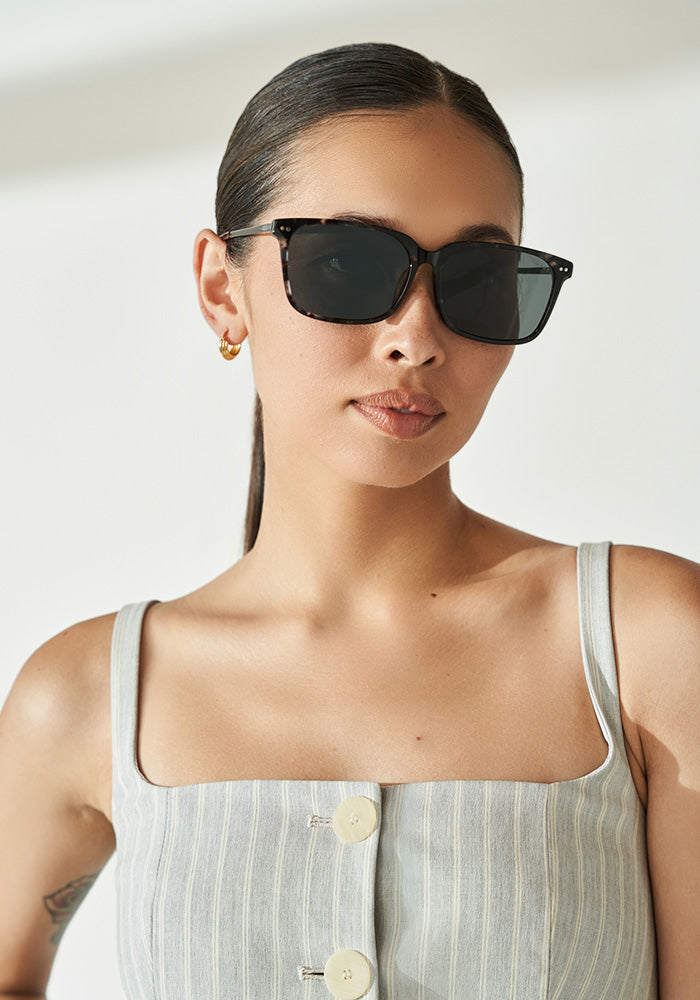 Polaris Walnut Low Bridge Wide Sunglass I COVRY
